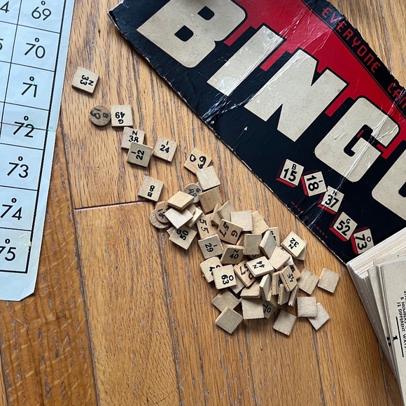 Vintage 50s Bingo Game Lot with Metal Basket Spinner - Picture 4 of 9
